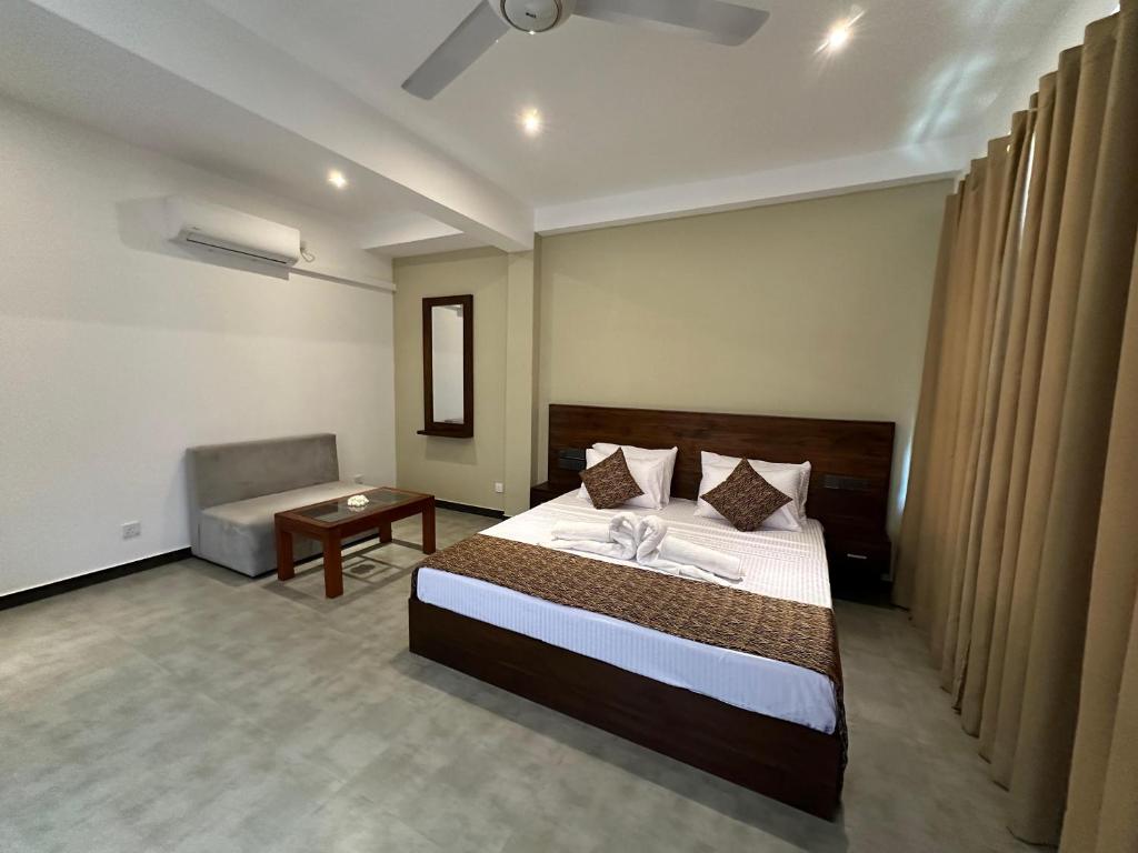 Deluxe Double Room with Balcony